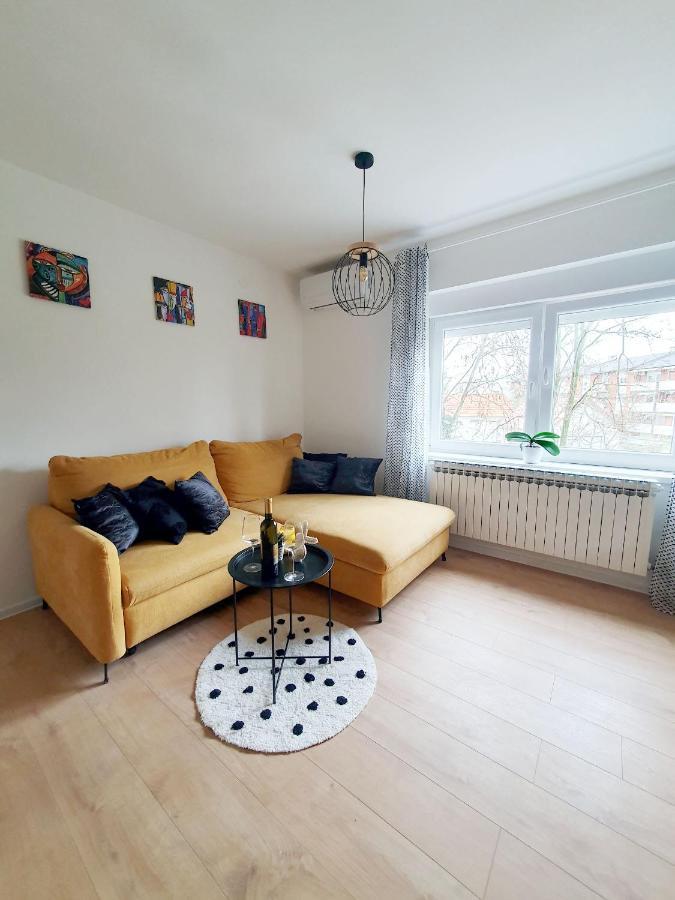 Studioapartman M Valpovo Экстерьер фото
